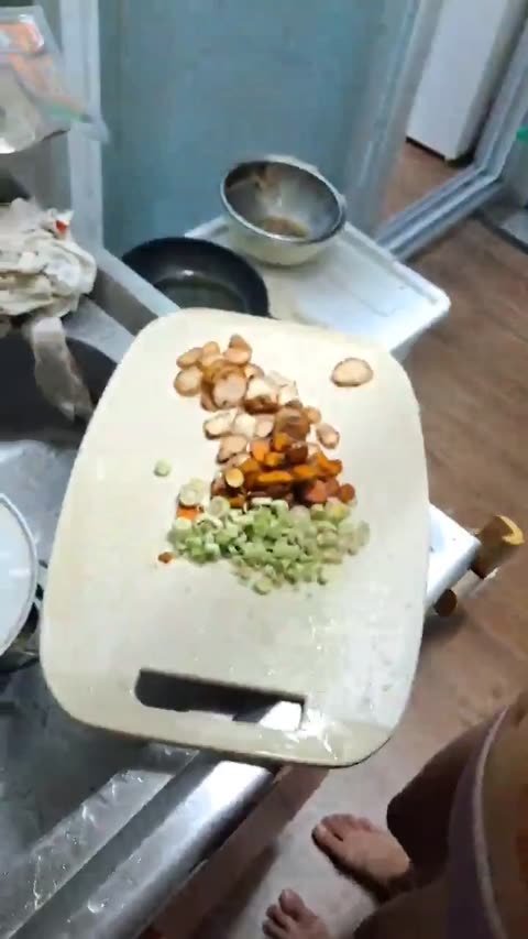 Reel Bokep Menggoda Istri Saat Memasak